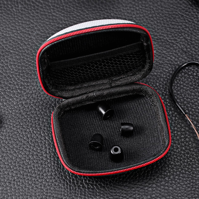 Univerzální pouzdro na mala sluchátka do uší, iPod, mp3 přehrávače a další KZ B2.